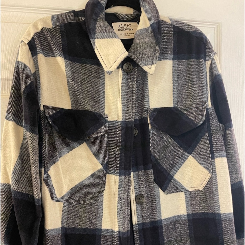 Flannel, women’s size small